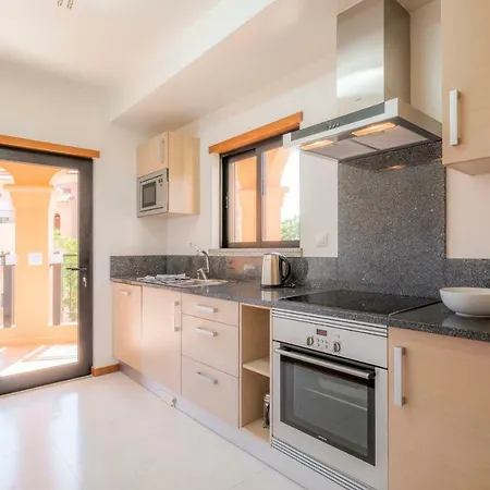 Casas- Bayluz Apart,pool,beach, Tennis, Wifi,aircon * Praia Da Luz