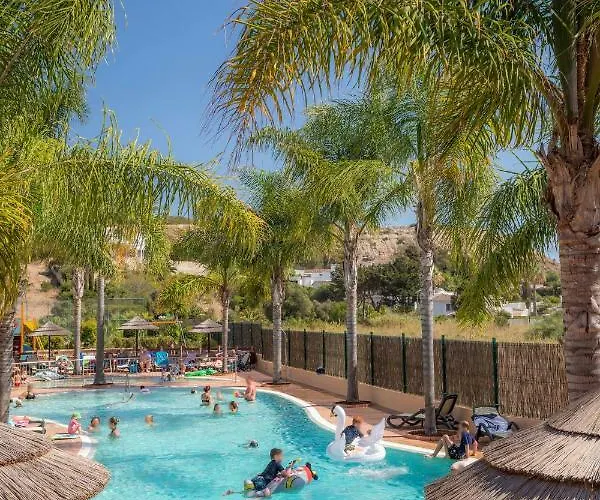 Casas- Bayluz Apart,pool,beach, Tennis, Wifi,aircon Luz